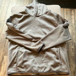 Under Amour Hoodie